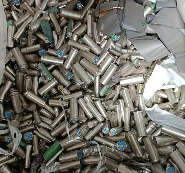 廢舊鋰電池回收生產(chǎn)線