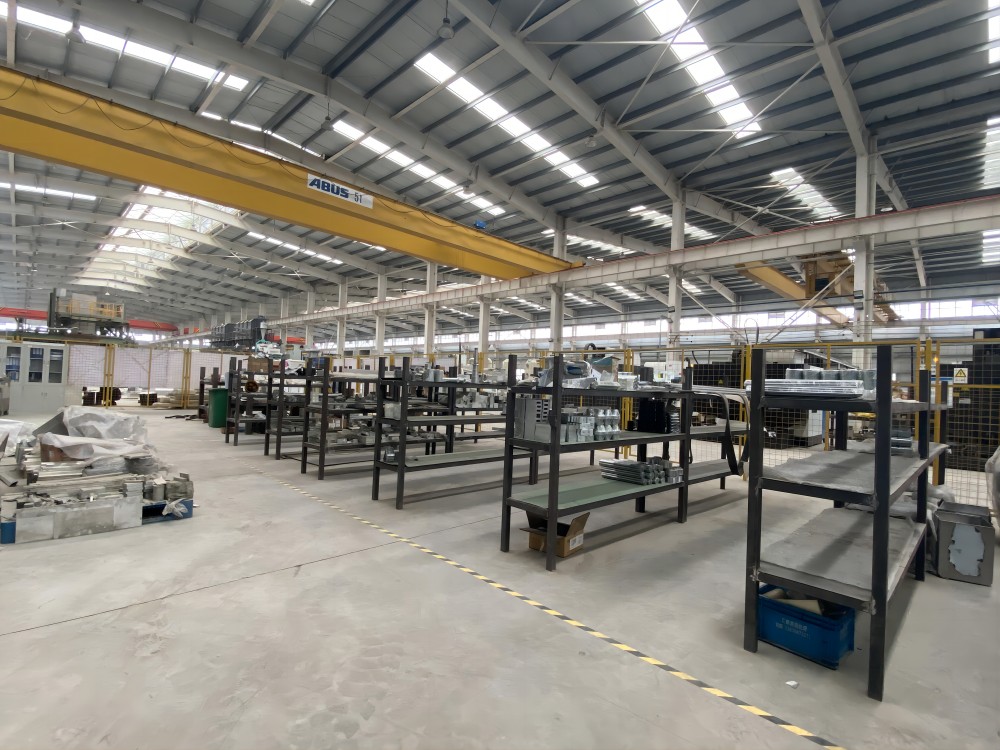 倉(cāng)庫(kù)縮影