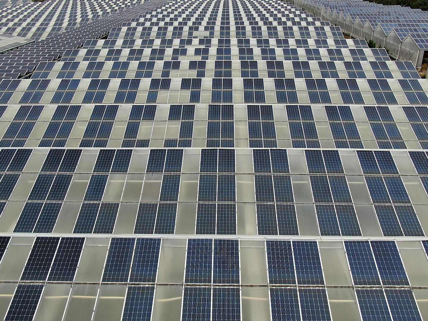 光伏板拆解處理設(shè)備