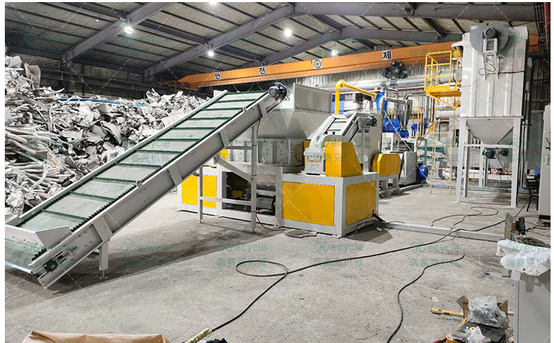 韓國鋁塑廢料處理設(shè)備生產(chǎn)線客戶現(xiàn)場