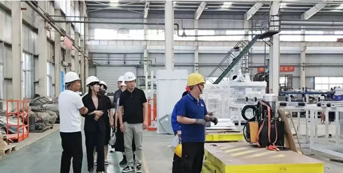 區(qū)領(lǐng)導(dǎo)慰問(wèn)海瑞集團(tuán)，點(diǎn)贊科技創(chuàng)新成果??！